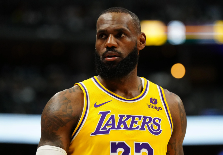 老而弥坚!盘点新赛季年纪最大的7位首发老将,詹姆斯、库里领衔