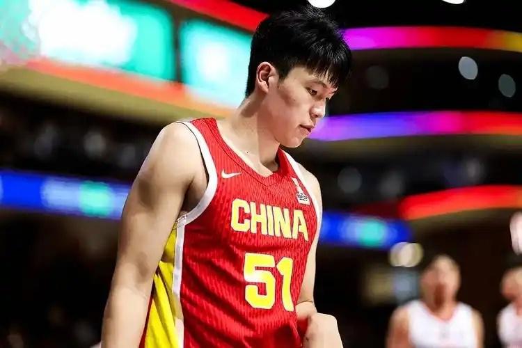 杨瀚森首秀时间确定!将首发剑指首胜,或打爆勇士内线!可能三双