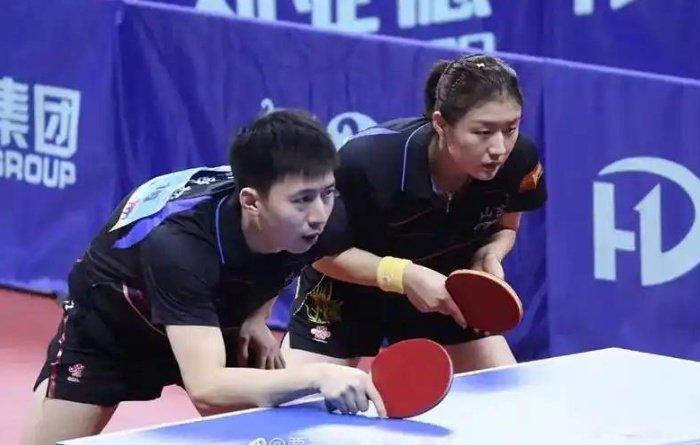 乒坛青梅竹马,陈梦恋情曝光?直播传情,谁注意陈梦回应