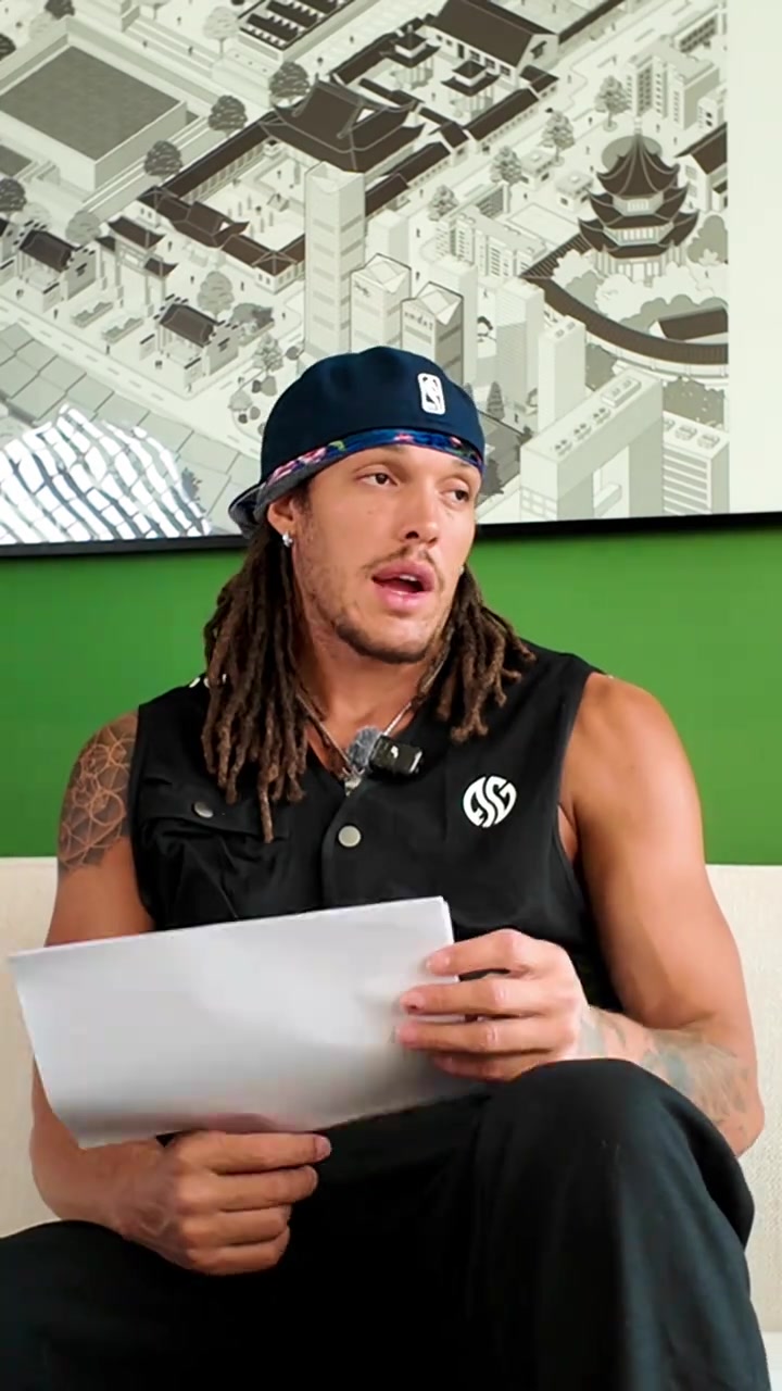 开云体育下载入口-性情中人！赵探长采访戈登 后者揭秘成为NBA球员的原因