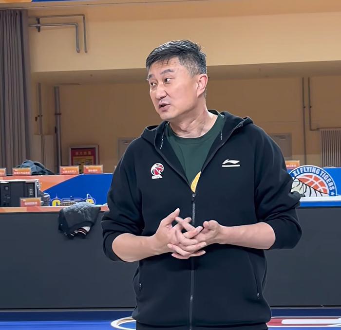 开云体育下载网址-80-82，广东男篮爆冷不敌新疆，输球原因主要有以下三个