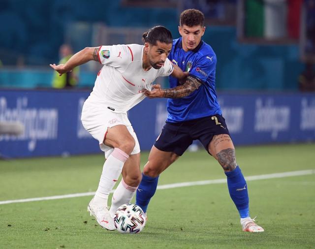 1624238636077038605.jpg 开云体育下载入口-王勤伯:意大利当真使用了替补阵容?