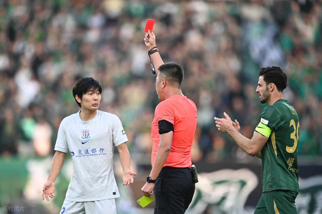 开云体育下载网页版-中超第二轮最差阵容出炉!拉唐领衔,红黄牌扎堆,李金羽意外上榜