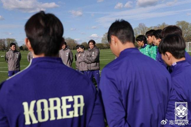 开云体育下载官网-韩足晚报（26.4.8）——破球荒！孙兴慜终结2个月不进球记录|金玟哉|美加墨世界杯|皇家马德里|奥兰多城|洪明甫_新浪体育_新浪新闻